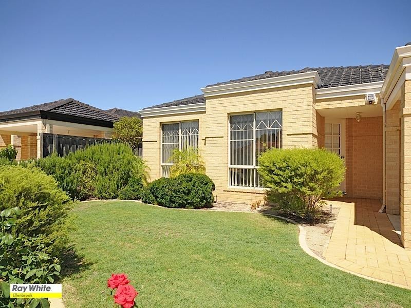 61 San Lorenzo Boulevard, Ellenbrook WA 6069