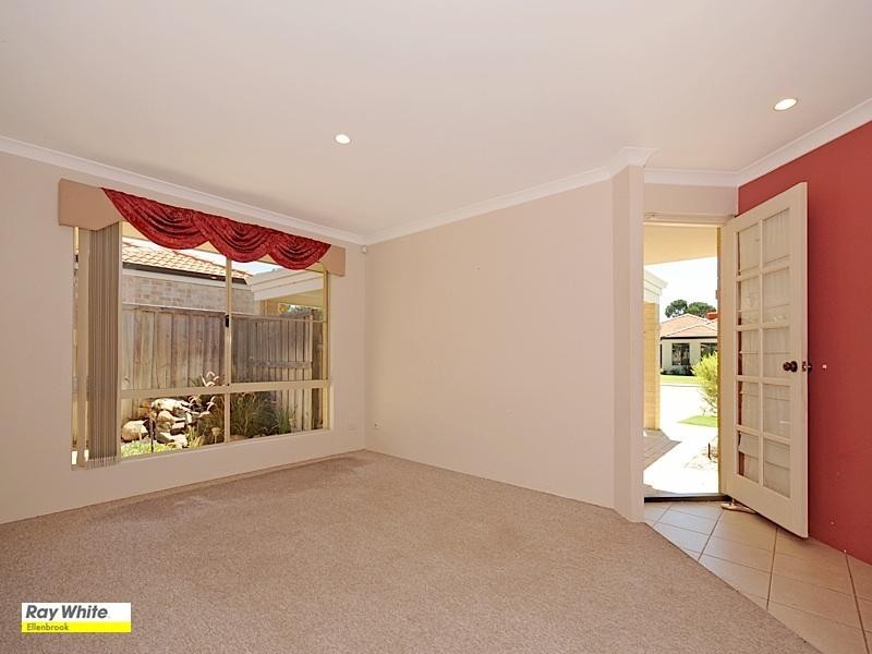 61 San Lorenzo Boulevard, Ellenbrook WA 6069