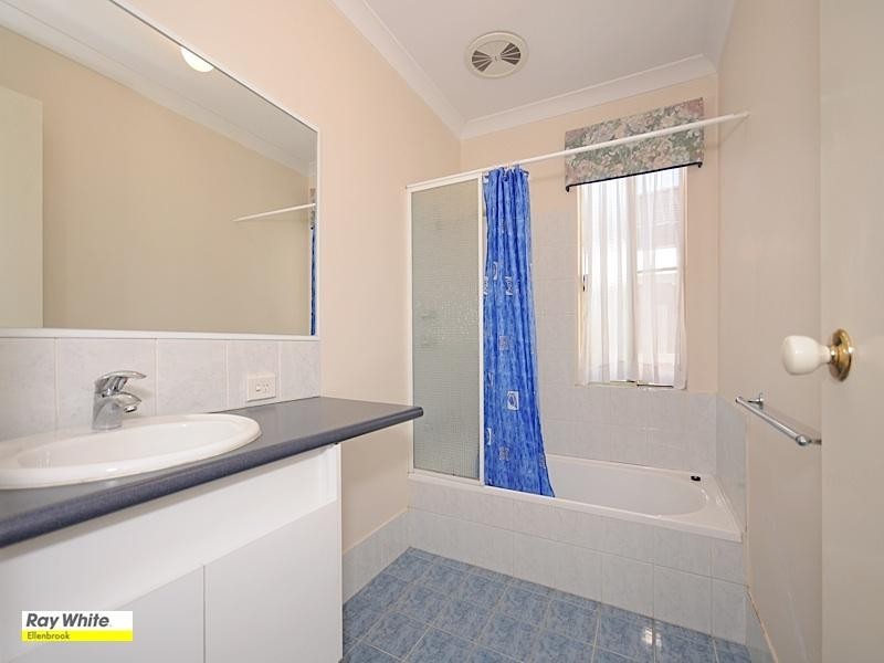 61 San Lorenzo Boulevard, Ellenbrook WA 6069