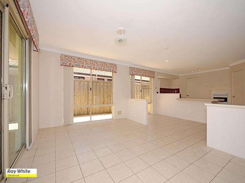 61 San Lorenzo Boulevard, Ellenbrook WA 6069