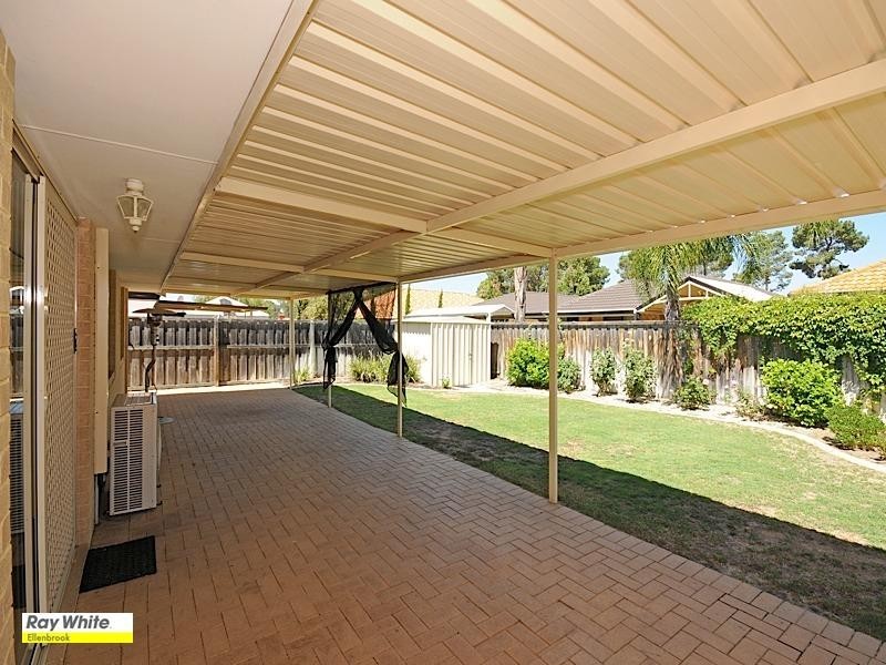 61 San Lorenzo Boulevard, Ellenbrook WA 6069