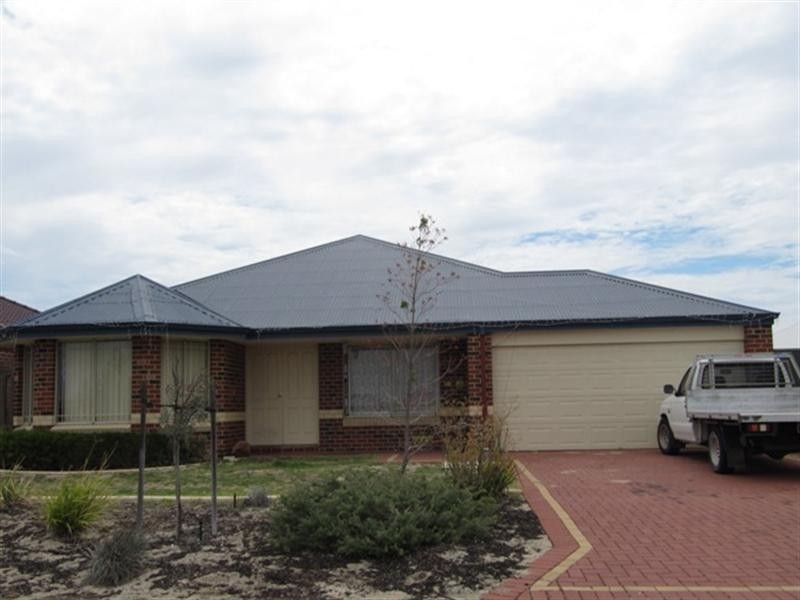 31 Derricap Avenue, Ellenbrook WA 6069