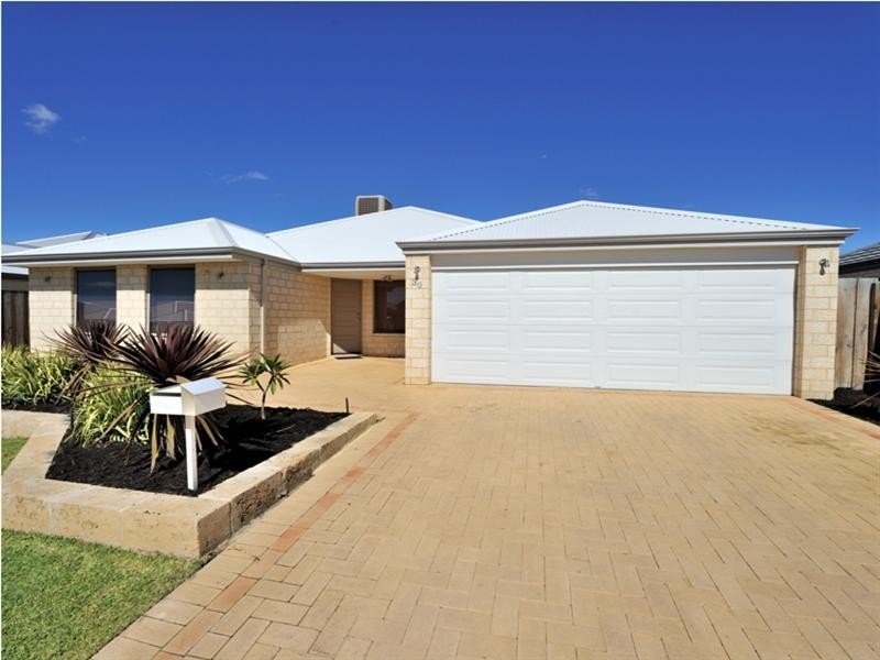 30 Evesham Drive, Ellenbrook WA 6069