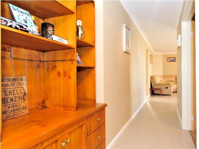 30 Evesham Drive, Ellenbrook WA 6069