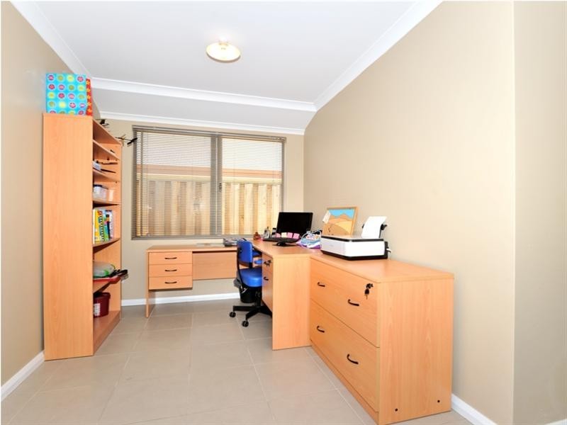 30 Evesham Drive, Ellenbrook WA 6069