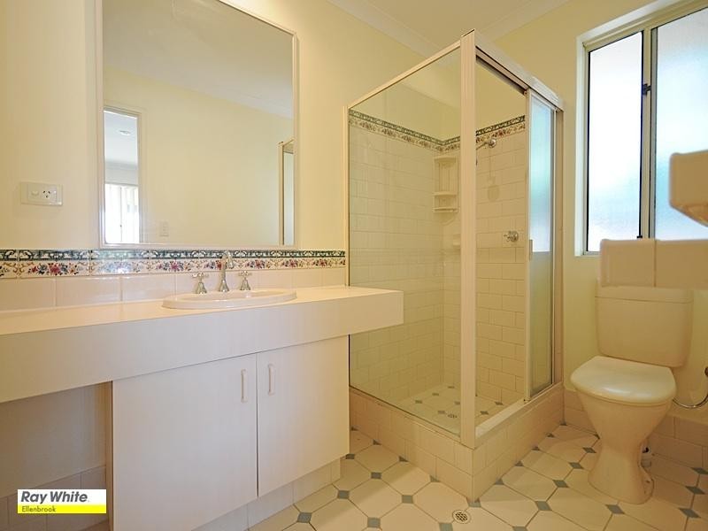 74 Star Bush Crescent, Ellenbrook WA 6069