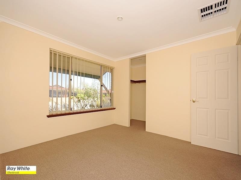 74 Star Bush Crescent, Ellenbrook WA 6069