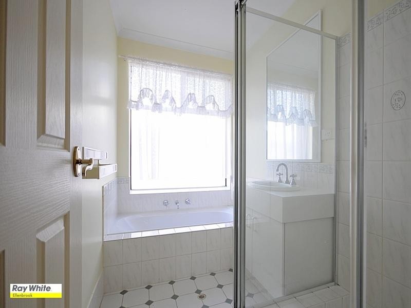 74 Star Bush Crescent, Ellenbrook WA 6069