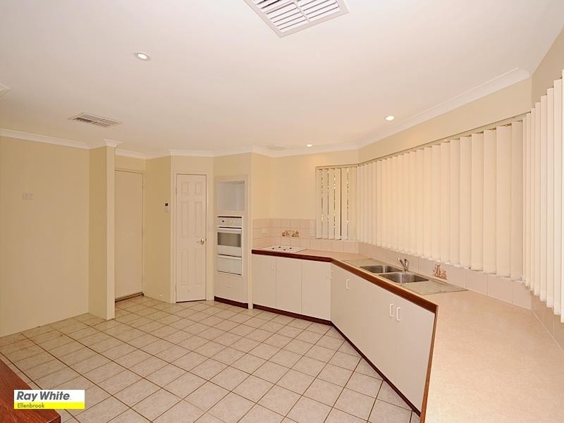 74 Star Bush Crescent, Ellenbrook WA 6069