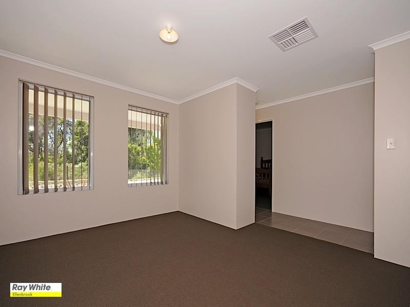 3 Tullawood Drive, Aveley WA 6069
