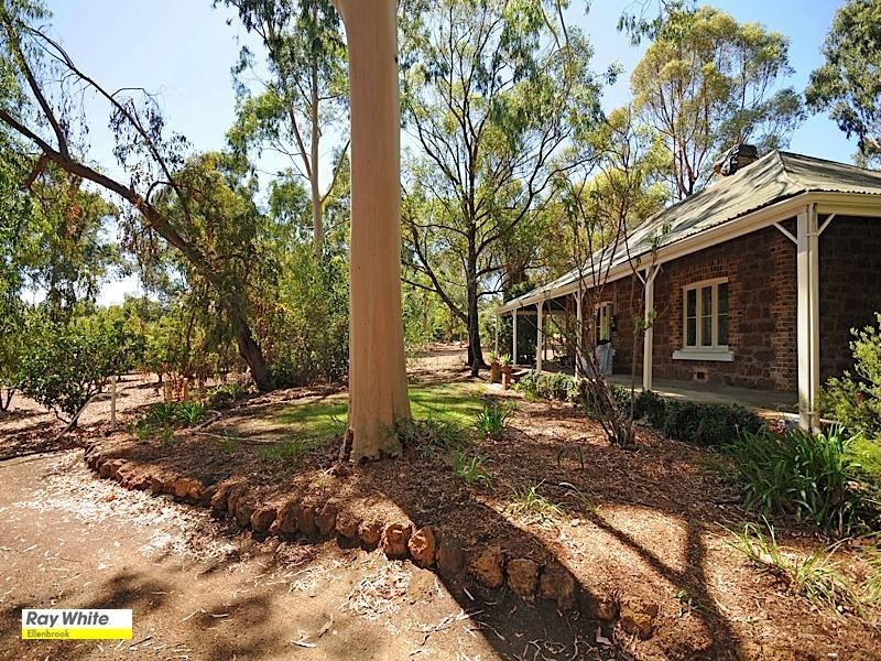 2520 Thomas Road, Mahogany Creek WA 6072