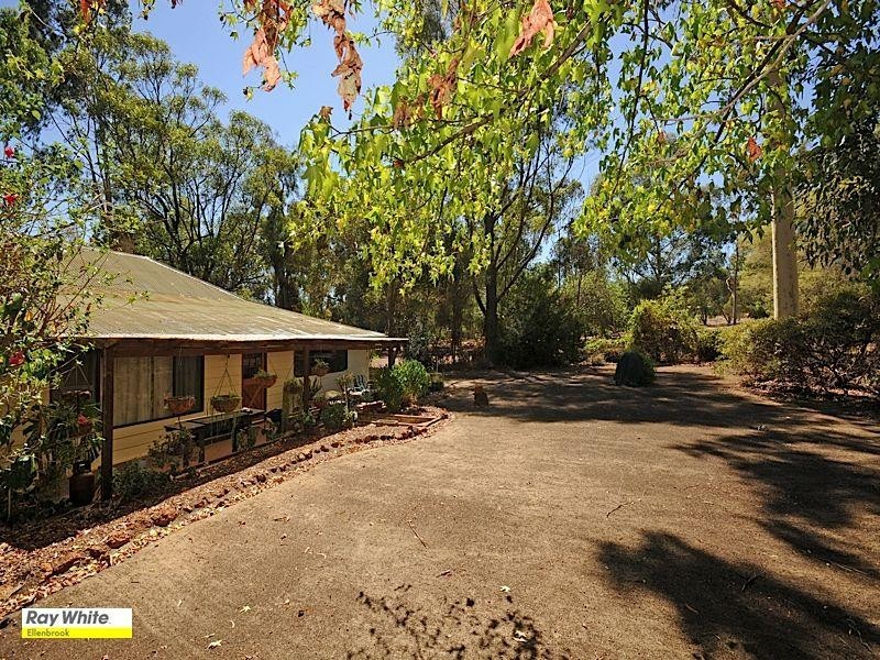 2520 Thomas Road, Mahogany Creek WA 6072