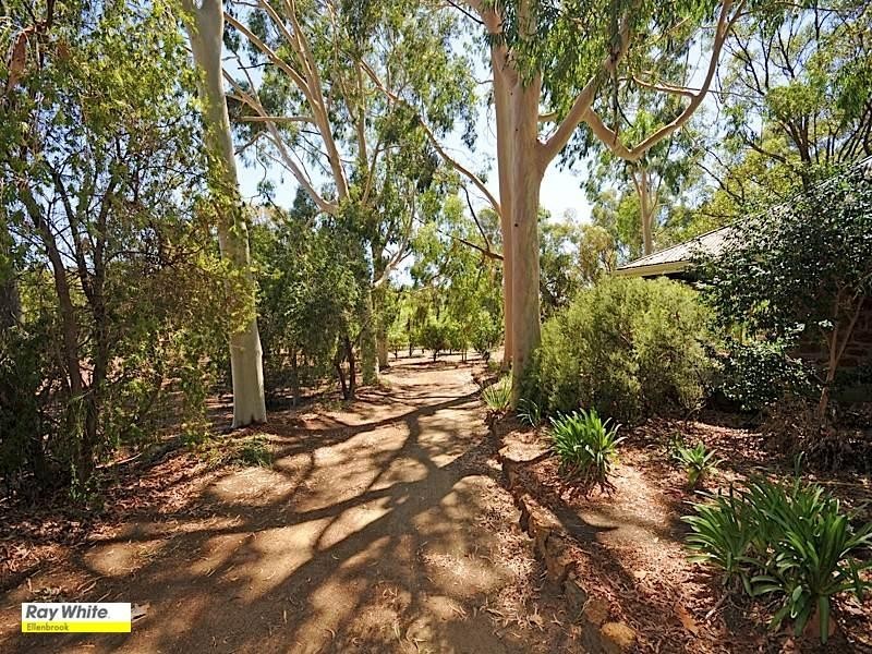 2520 Thomas Road, Mahogany Creek WA 6072