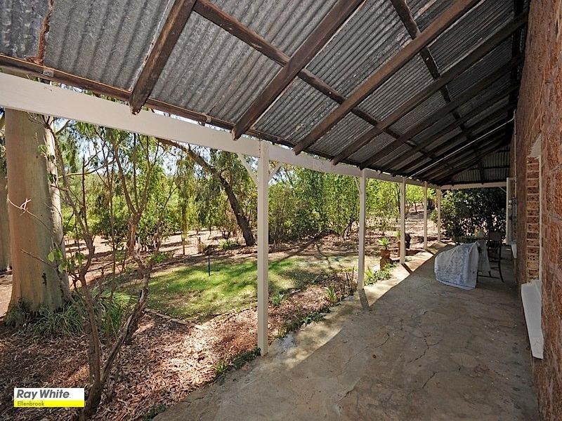 2520 Thomas Road, Mahogany Creek WA 6072