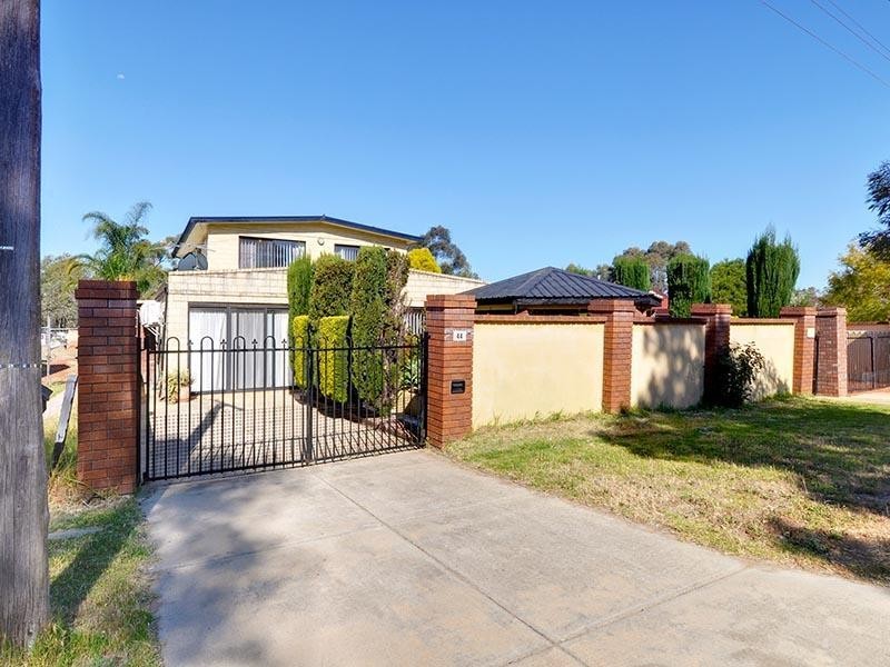 44 Almeria Parade, Upper Swan WA 6069