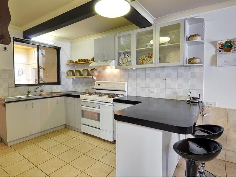 44 Almeria Parade, Upper Swan WA 6069