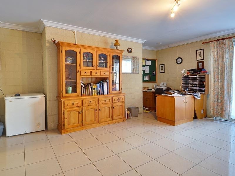 44 Almeria Parade, Upper Swan WA 6069