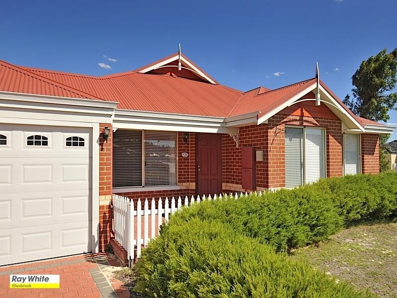 2 Heirisson Turn, Ellenbrook WA 6069