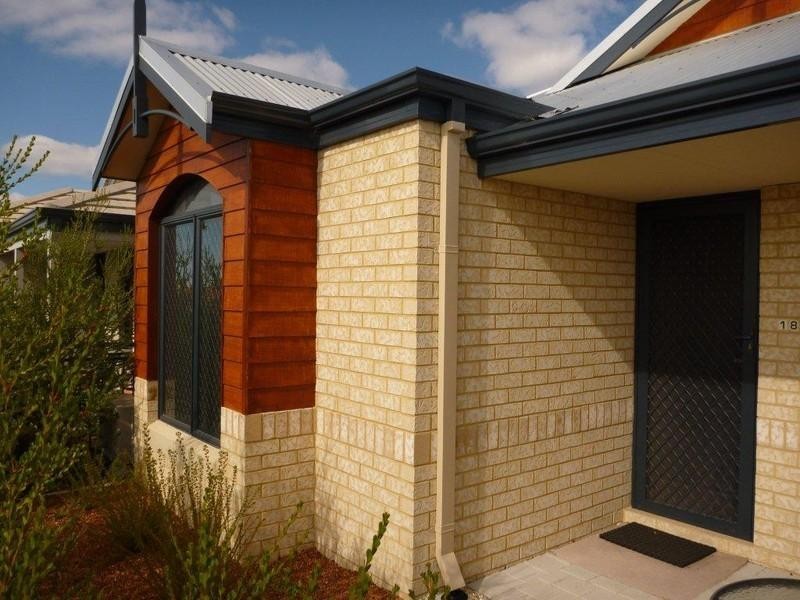 18 Brixton Crescent, Ellenbrook WA 6069