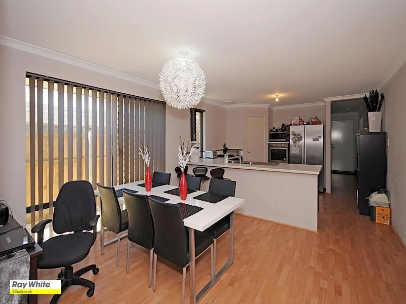 18 Brixton Crescent, Ellenbrook WA 6069