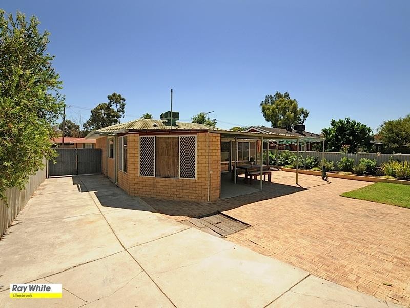 56 Dickson Drive, Middle Swan WA 6056