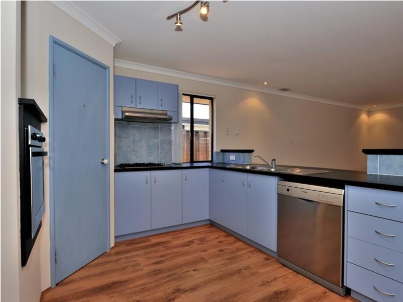 10 Coniston Drive, Ellenbrook WA 6069