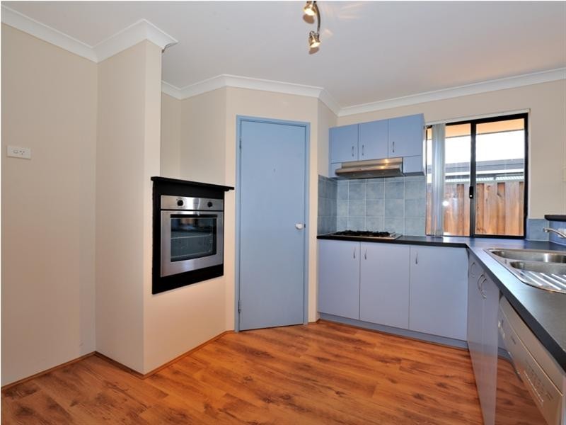 10 Coniston Drive, Ellenbrook WA 6069