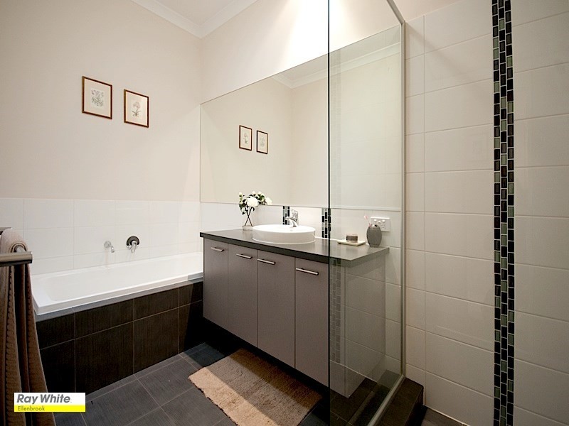 22 Hirani Link, Aveley WA 6069