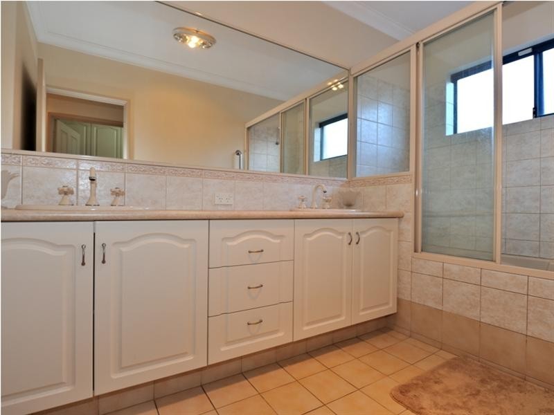 40 Rossini Circle, Ellenbrook WA 6069