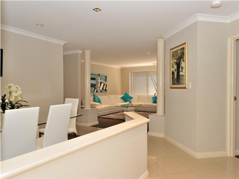 21 Thorold Avenue, Ellenbrook WA 6069