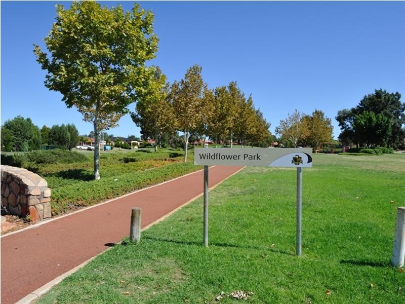 14 Honeyeater Terrace, Ellenbrook WA 6069