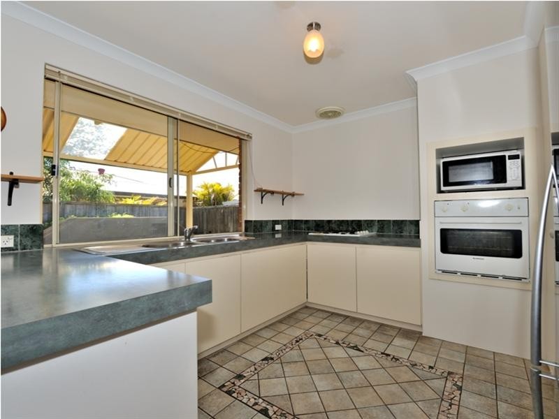 14 Honeyeater Terrace, Ellenbrook WA 6069