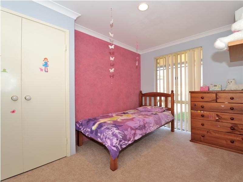 14 Honeyeater Terrace, Ellenbrook WA 6069