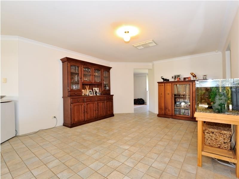14 Honeyeater Terrace, Ellenbrook WA 6069