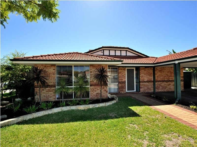 14 Honeyeater Terrace, Ellenbrook WA 6069
