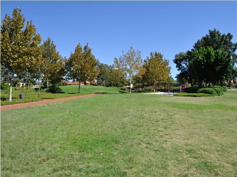 14 Honeyeater Terrace, Ellenbrook WA 6069