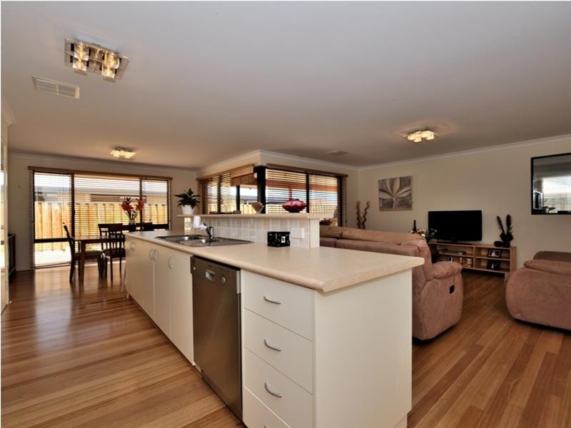 7 Fleetwood Link, Ellenbrook WA 6069