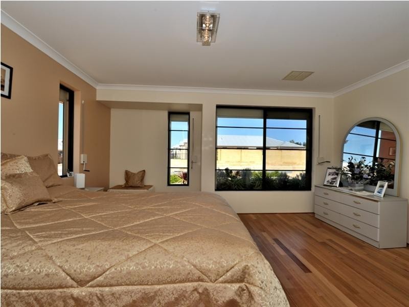 7 Fleetwood Link, Ellenbrook WA 6069