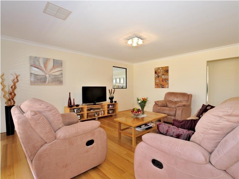 7 Fleetwood Link, Ellenbrook WA 6069