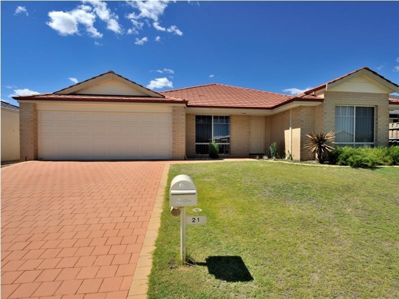 21 Evesham Drive, Ellenbrook WA 6069
