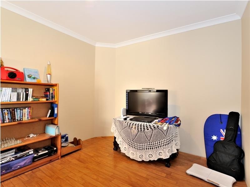 21 Evesham Drive, Ellenbrook WA 6069