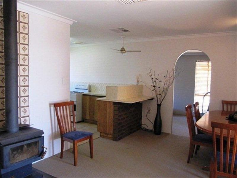 1218 Almeria Parade, Bullsbrook WA 6084