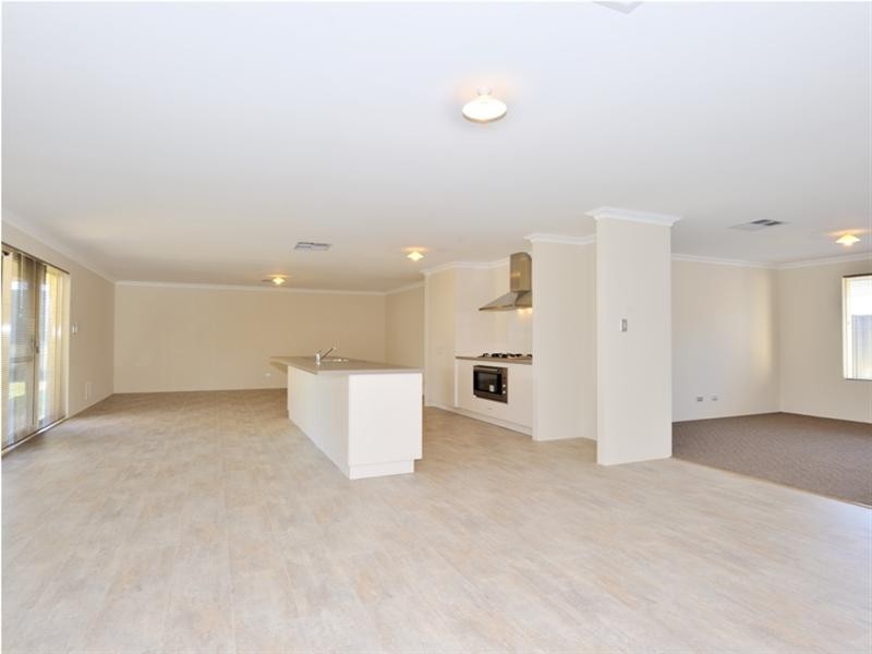 12 Tolj Loop, Aveley WA 6069