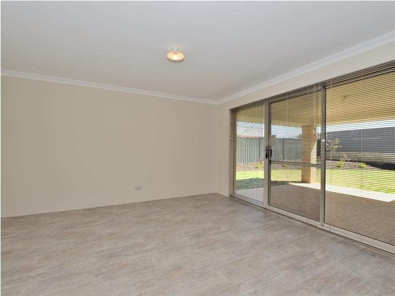 12 Tolj Loop, Aveley WA 6069