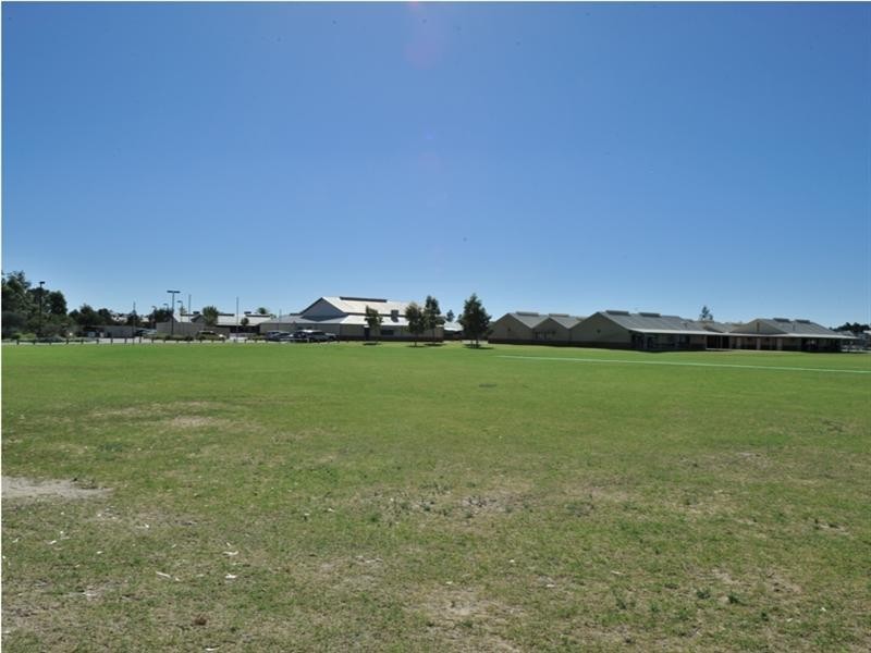 22 Harberton Parkway, Ellenbrook WA 6069