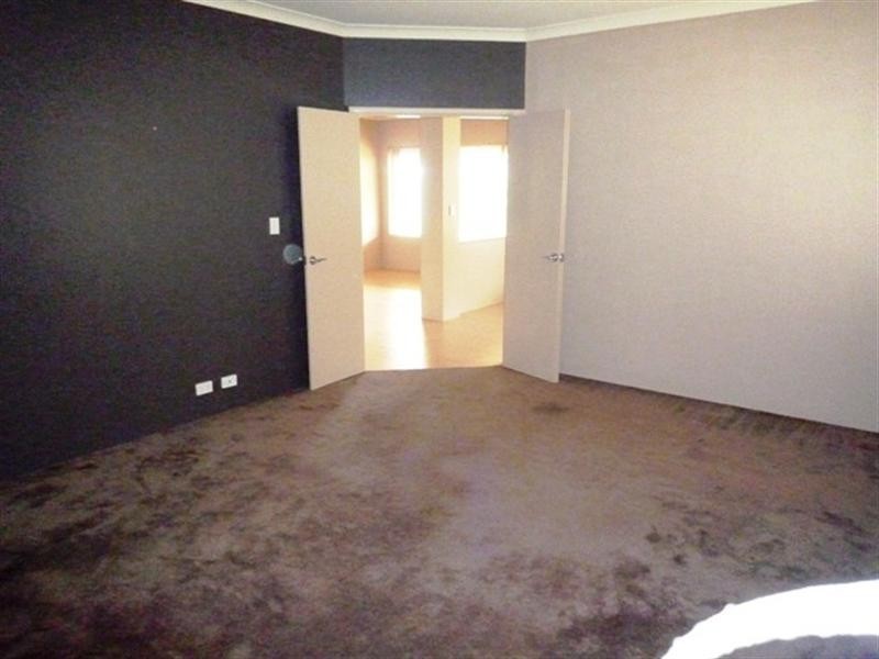 11 Travers Way, Aveley WA 6069