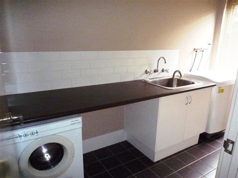 11 Travers Way, Aveley WA 6069