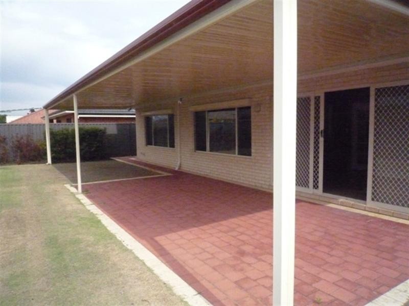 11 Travers Way, Aveley WA 6069