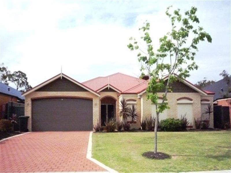 11 Travers Way, Aveley WA 6069