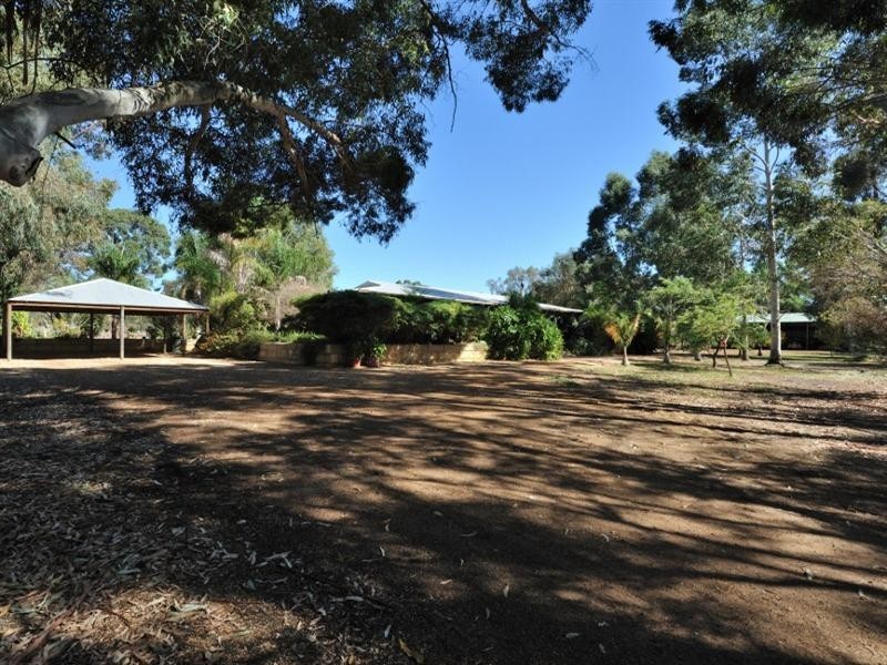 18 Popple Place, Muchea WA 6501